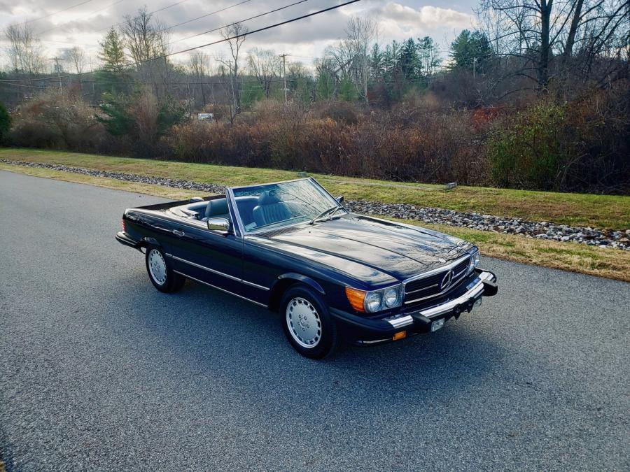  Mercedes-Benz 560 SL (W107.048) 1986 года  (NA) (фото 1 из 355)